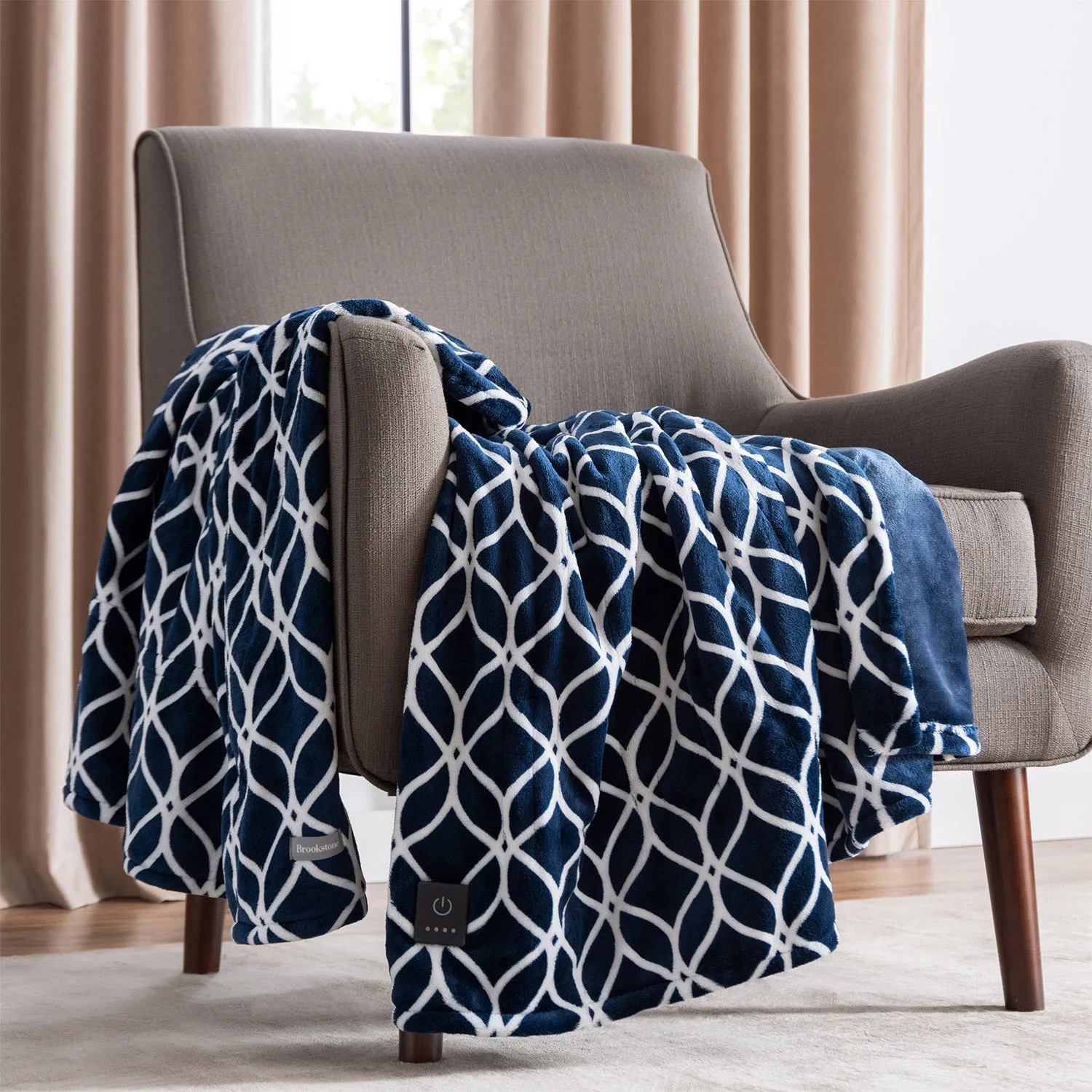 Brookstone Cozy Heated Plush Throw