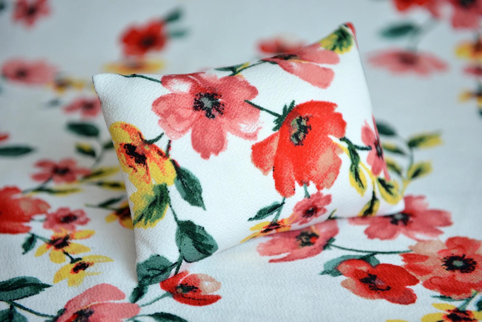 Mini Pillow with Cover - Textured - Floral 1