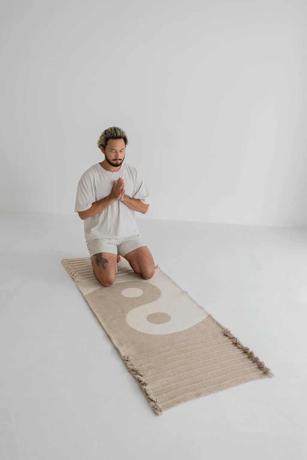 Yin-Yang Clay - Naturally Dyed Herbal Yoga Mat 7mm